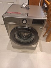 LG AI DD™ 10.5kg, 1400rpm, Washing Machine, Graphite• Model number: F4V310SNE