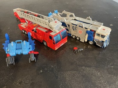 Transformers RID Autobots Optimus Prime & Ultra Magnus OMEGA PRIME Hasbro 2001