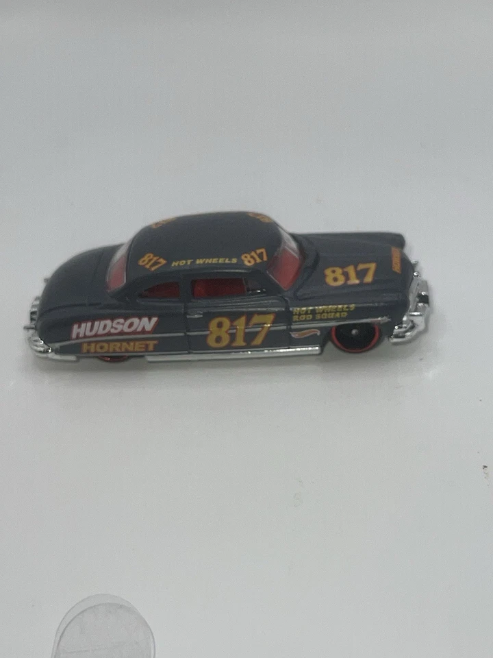 52 Hudson Hornet Hot Wheels Rod Squad 1/64 cinza fundido solto sem cartão - Imagem 3 de 4