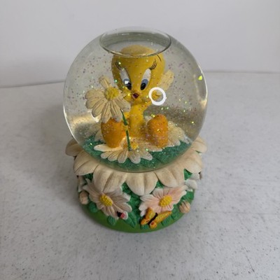 San Francisco Music Box Company Tweety Bird Vintage Snow Globe She Wuvs Me Works