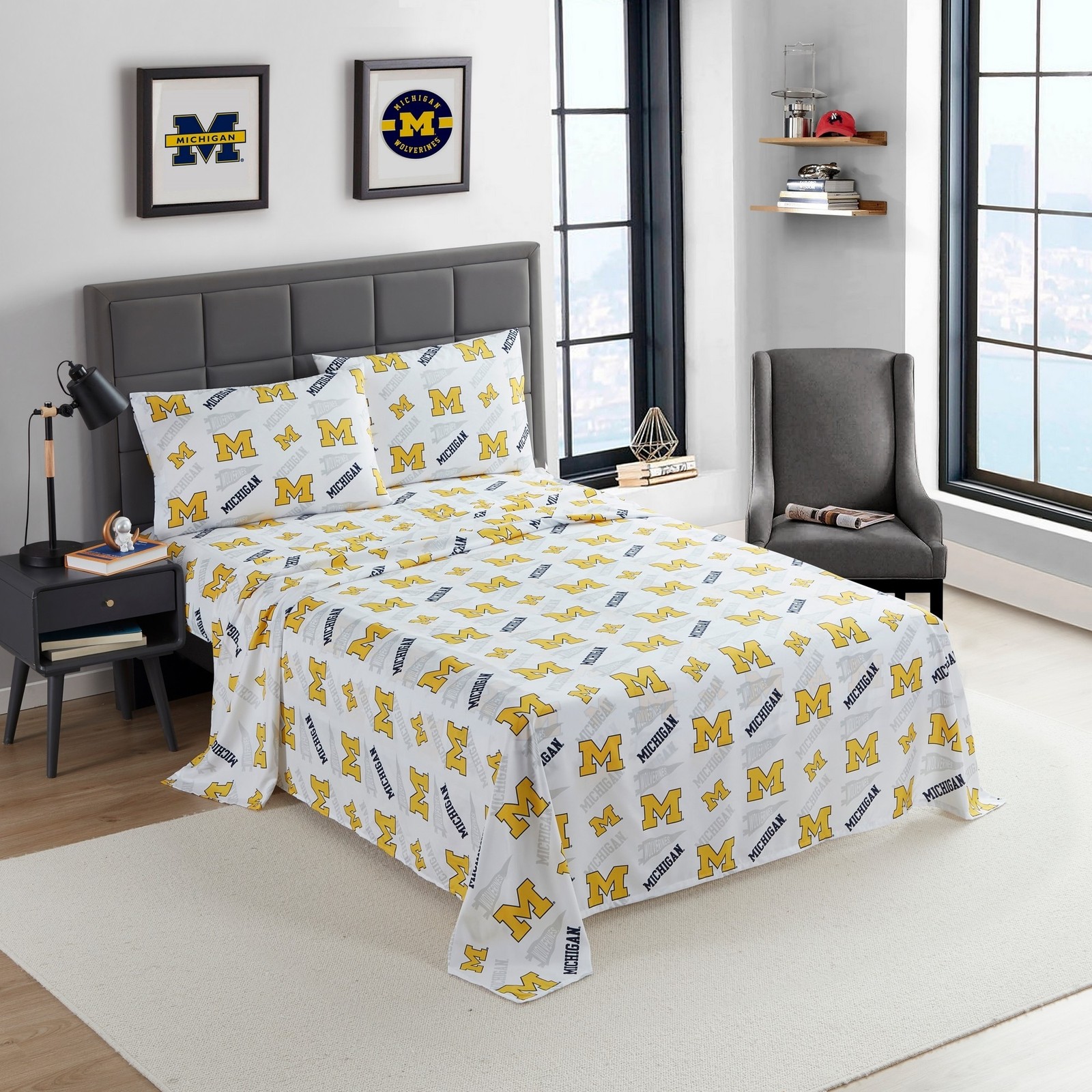 NCAA Michigan Wolverines Officially Licensed Team Sheet Set