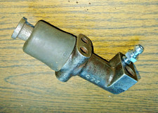 Austin A30 A35 rear brake frame cylinder NOS