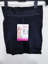 M&D STA0322 - Short HIgh Waistline Sz M - Black