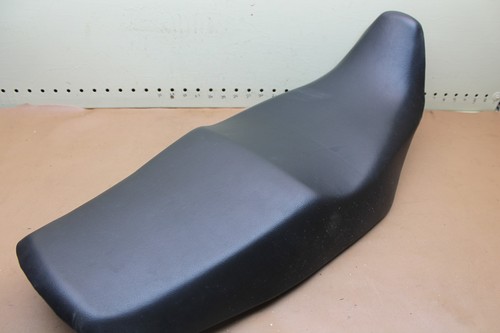 1997 SUZUKI GS550E GS550 SEAT (STS61) 45100-01D10-58R - Picture 3 of 11