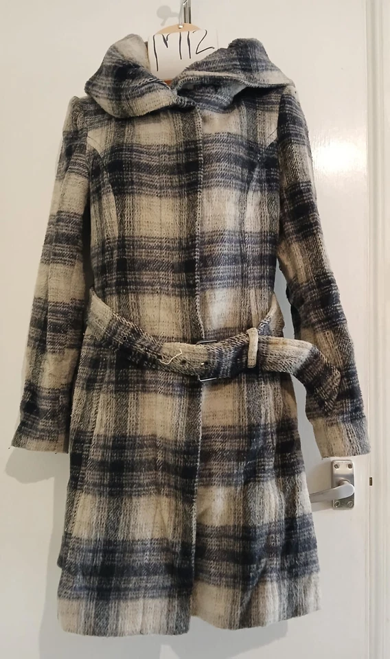 Abrigo de lluvia para mujer ZARA BASIC negro mezcla 46 % poliéster Reino Unido (S) EE. UU. (S) M12 Foto 3 de 4