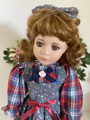 Vintage Victorian Porcelain Girl Doll Reddish Brown Hair Brown Eyes 16” Outfit - Picture 9 of 12