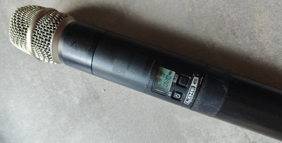 ++Line 6 Handsender THH12  XD-V55  geprüfte Gebrauchtware ++