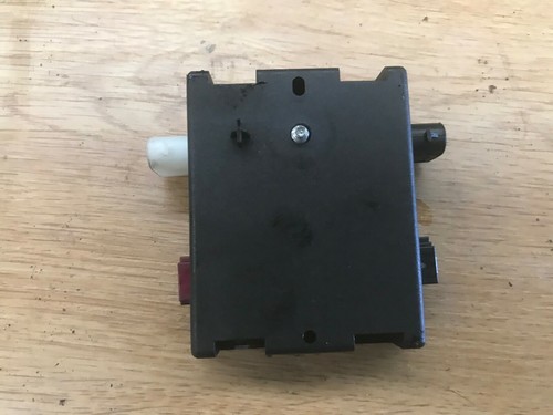 BMW E90 HECKKLAPPE/BOOT ANTENNE VERSTÄRKER MODUL 9141491-01 2010