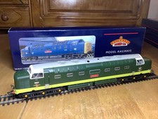 Bachmann 32-529 BR Green Class 55 Deltic Diesel D9017 The Durham Light Infantry