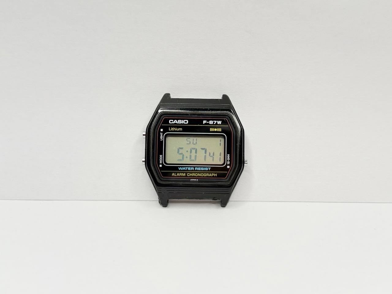 F-87 Retro 1982 RARE F-87W ULTRA CASIO Japan DIGITAL Module WATCH Vintage - vintagewatches.pk