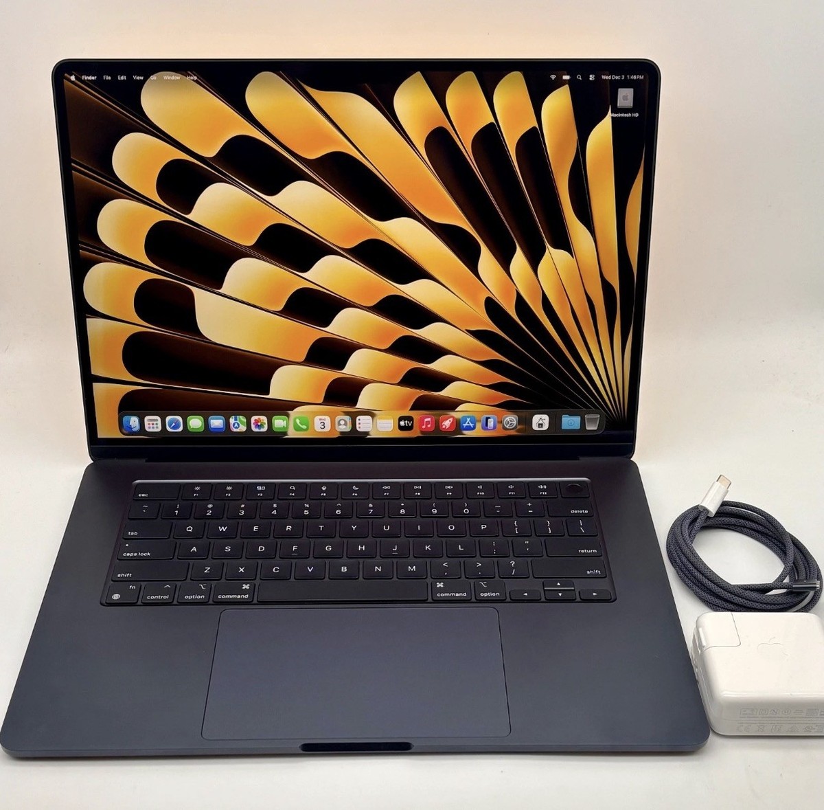 MacBook本体 Apple MacBook Air (M2, 16GB) Amazon.com: Apple 2022 MacBook Air with Apple M2 Chip with 8-Core