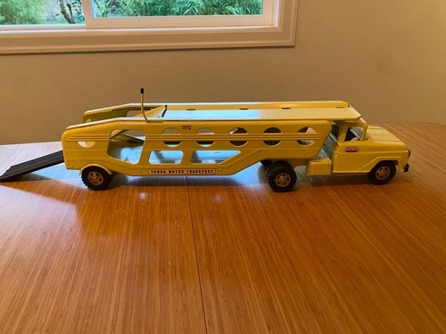 Vintage 1960's Tonka Car Carrier Motor Transport Yellow in Good Condition.