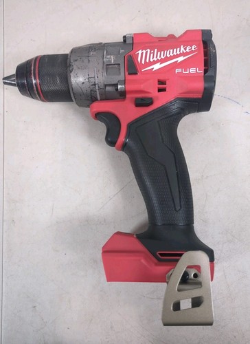 Milwaukee BROKEN  FUEL 2904-20 18V 1/2" Cordless Brushless Hammer Drill BROKEN
