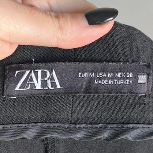 Zara Women's Masculine Wide-Leg Trousers in Black Size MEDIUM - Image 4 of 4