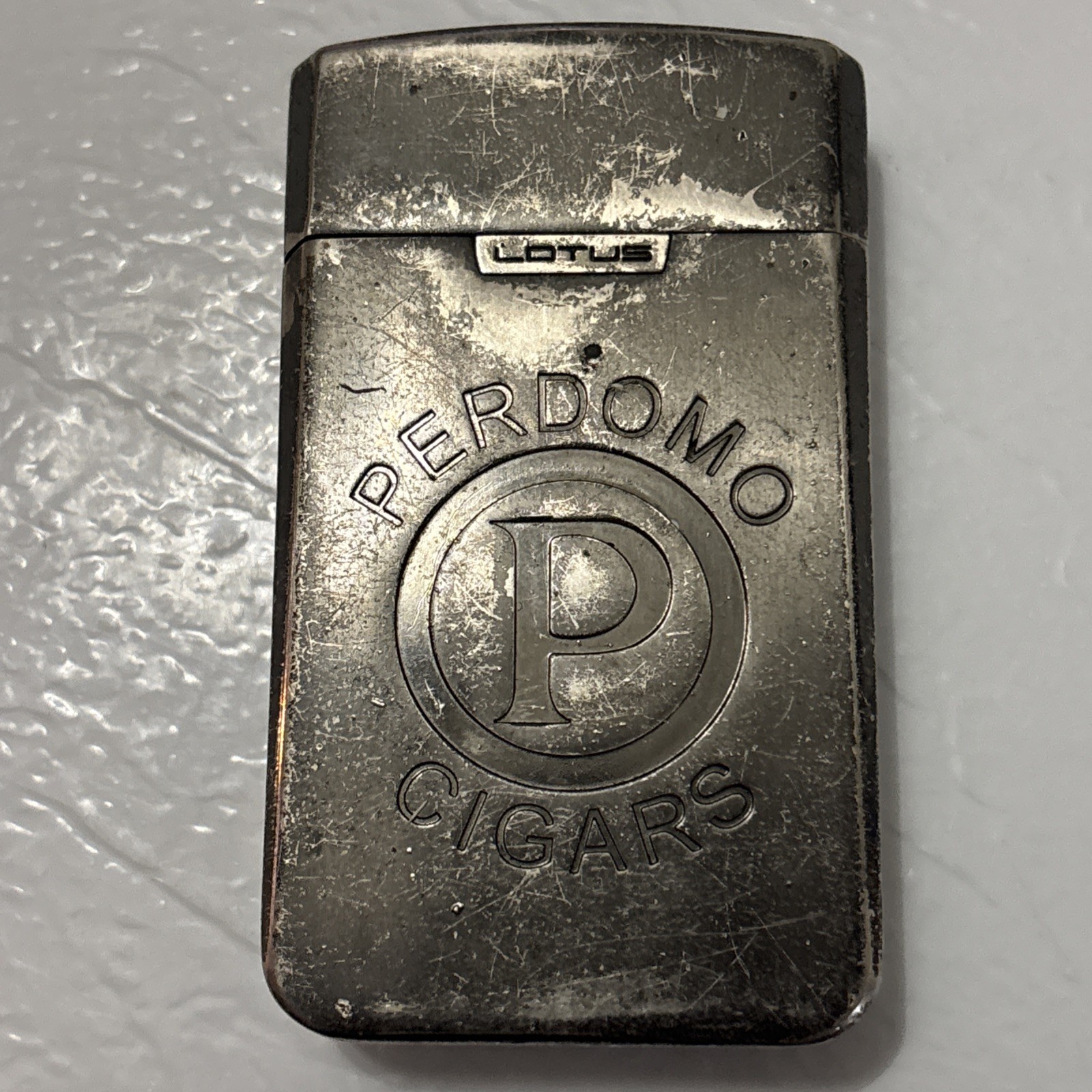 Perdomo/Lotus branded Cigar lighter
