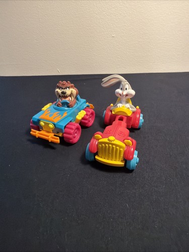 Vintage 1992 Warner Bros Looney Tunes Car Lot Bugs Bunny And Tasmanian Devil