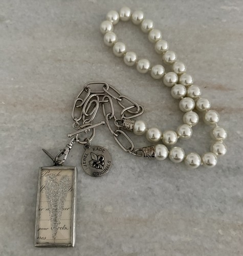 Jewel Kade JK Follow Your Heart Pendant Faux Pearl Silver Chain Necklace 25.75”