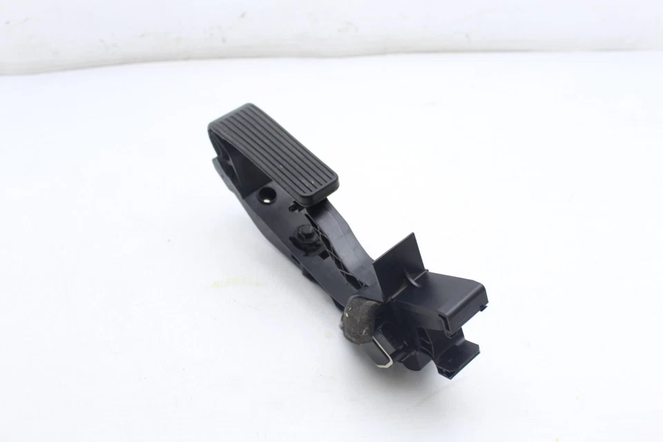 03-09 PEDAL ACELERACIÓN GAS MERCEDES-BENZ E320 U1204 Foto 4 de 4