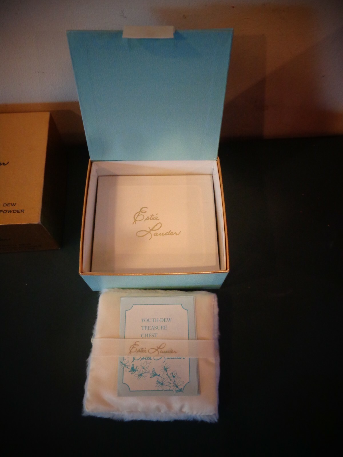 NEW VINTAGE ESTEE LAUDER YOUTH DEW DUSTING POWDER 9 OZ BOX eBay