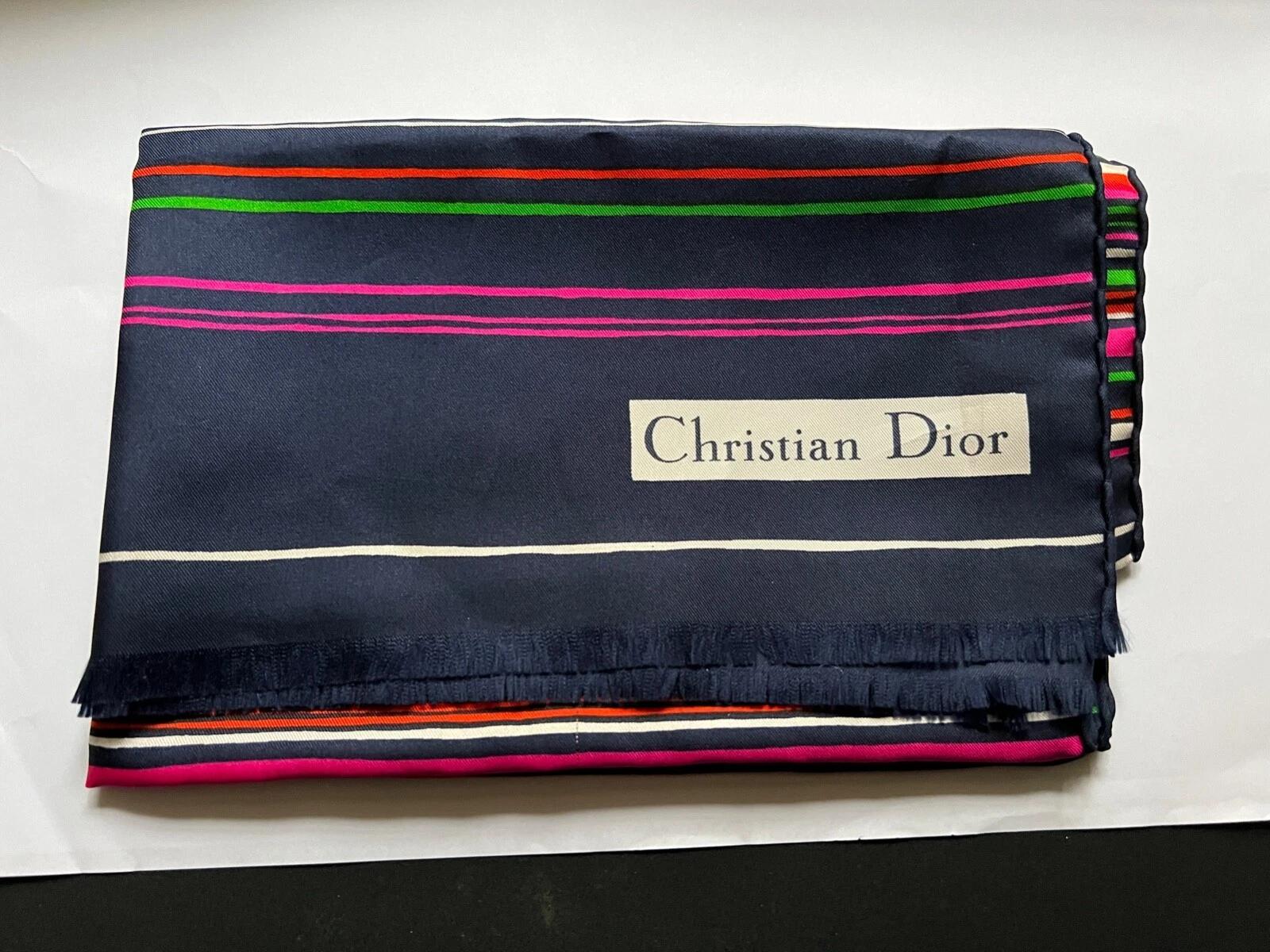 Écharpe en soie vintage Christian Dior