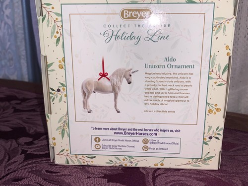 Breyer Modellpferde Weihnachten Aldo Einhorn Ornament 2023 - Bild 6 von 6