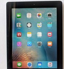 Apple iPad 3rd Gen 9.7" Tablet w/ Retina Display 64GB, Wi-Fi Silver A1416