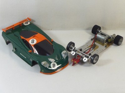 Mosler MT900R Body auf Parma Chassis - 1:24/1/24 Slotcar TOP! (F2963)