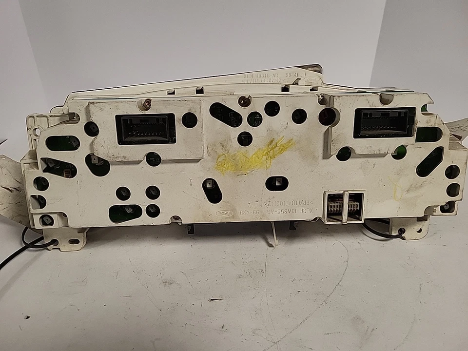 Instrument Speedometer Gauge Cluster  for 1999 Ford F150 F250 w/o Tach D4 - Image 3 of 4