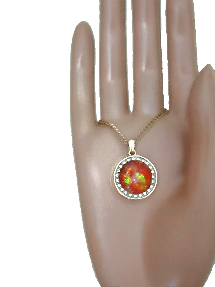 Colgante de ópalo facetado ópalo de fuego mexicano 16 mm en acero inoxidable 18 kgp y circonita cúbica halo Foto 2 de 4