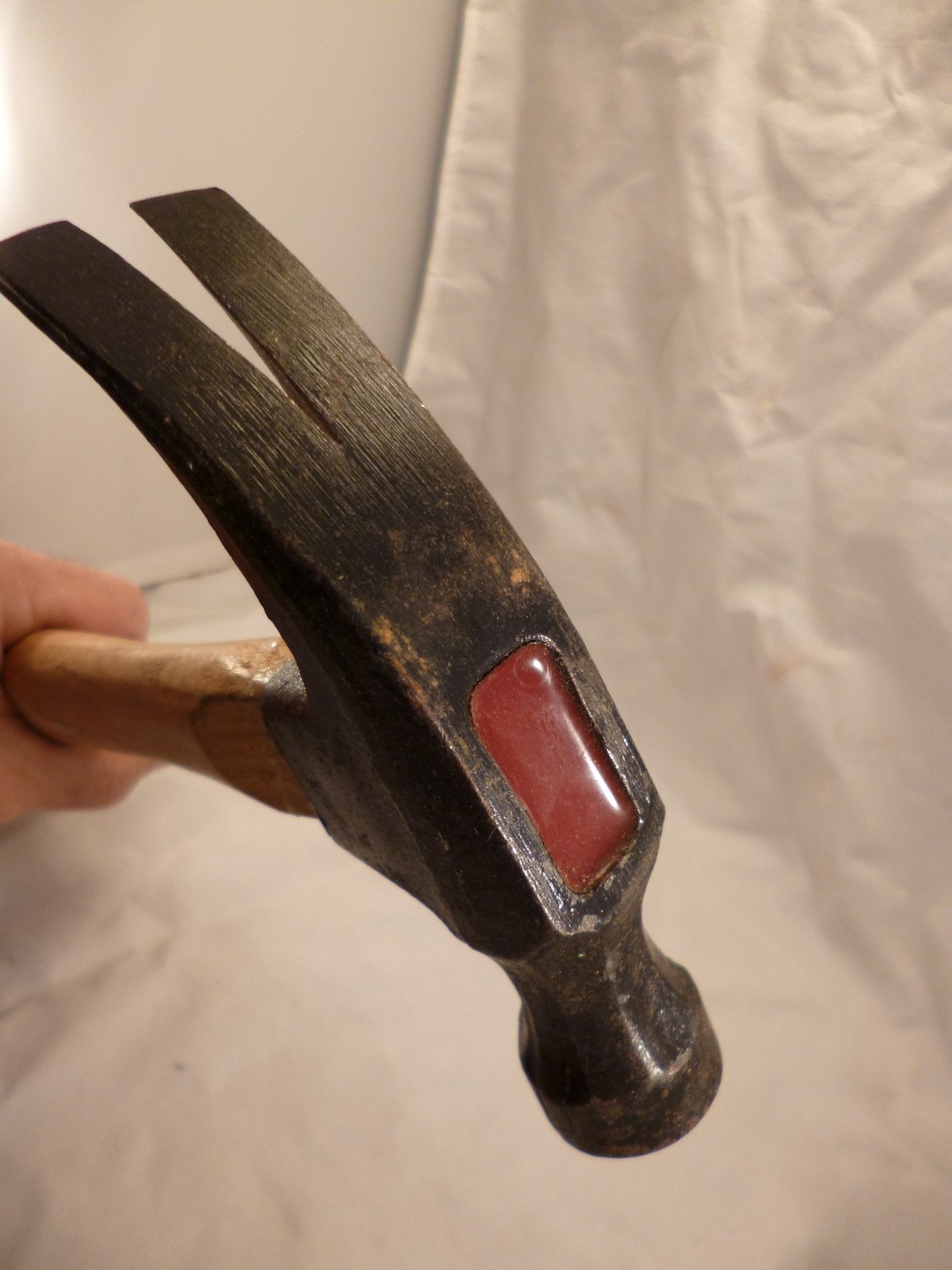 VINTAGE PLUMB 16 OZ. PERMABOND 11-466 CLAW HAMMER WOOD HANDLE