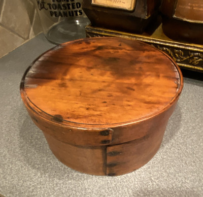 Vintage OVAL SHAKER PANTRY STORAGE BOX 8  1860