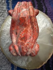red jasper (?) frog toad figurine & slice of agate; healing and luck in business