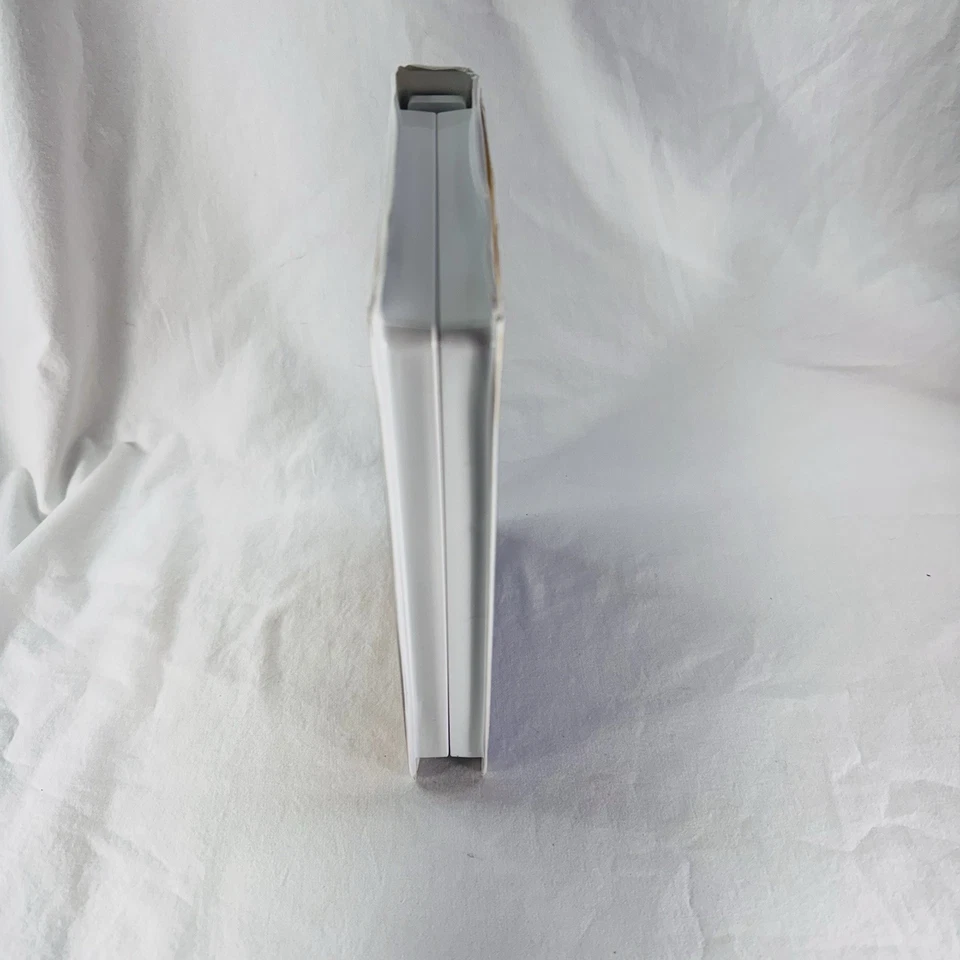 The Secret of NIMH VHS 1982 Video Tape MGM Animation Don Bluth Movie Clamshell - Image 4 of 4