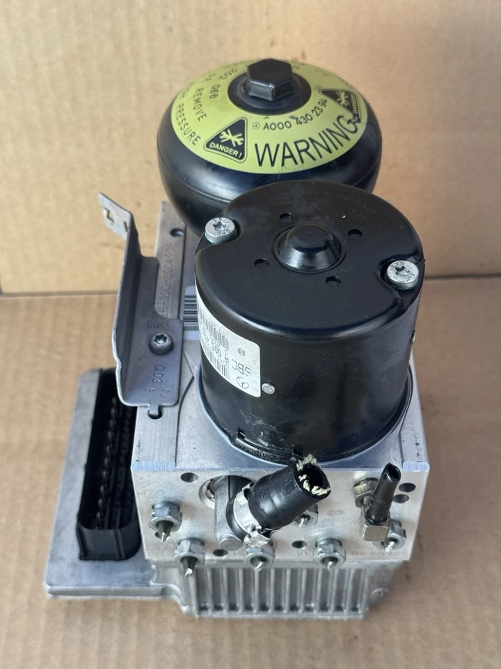 2003-2006 MERCEDES BENZ E320 E350 E500 ABS BRAKE PUMP HYDRAULIC SBC ANTI LOCK - Image 4 of 4