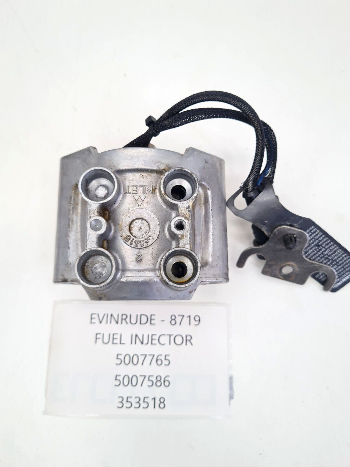 ETEC Evinrude Outboard Engine Motor STBD SIDE FUEL INJECTOR ASSY 90