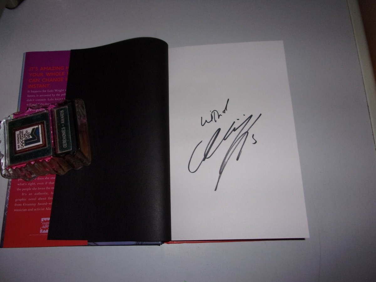 希少 World of Keys アマチュア無線 雑誌 電鍵 アメリカ 洋書 Signed Alicia Keys Girl On Fire Graphic Novel US1st/1st in