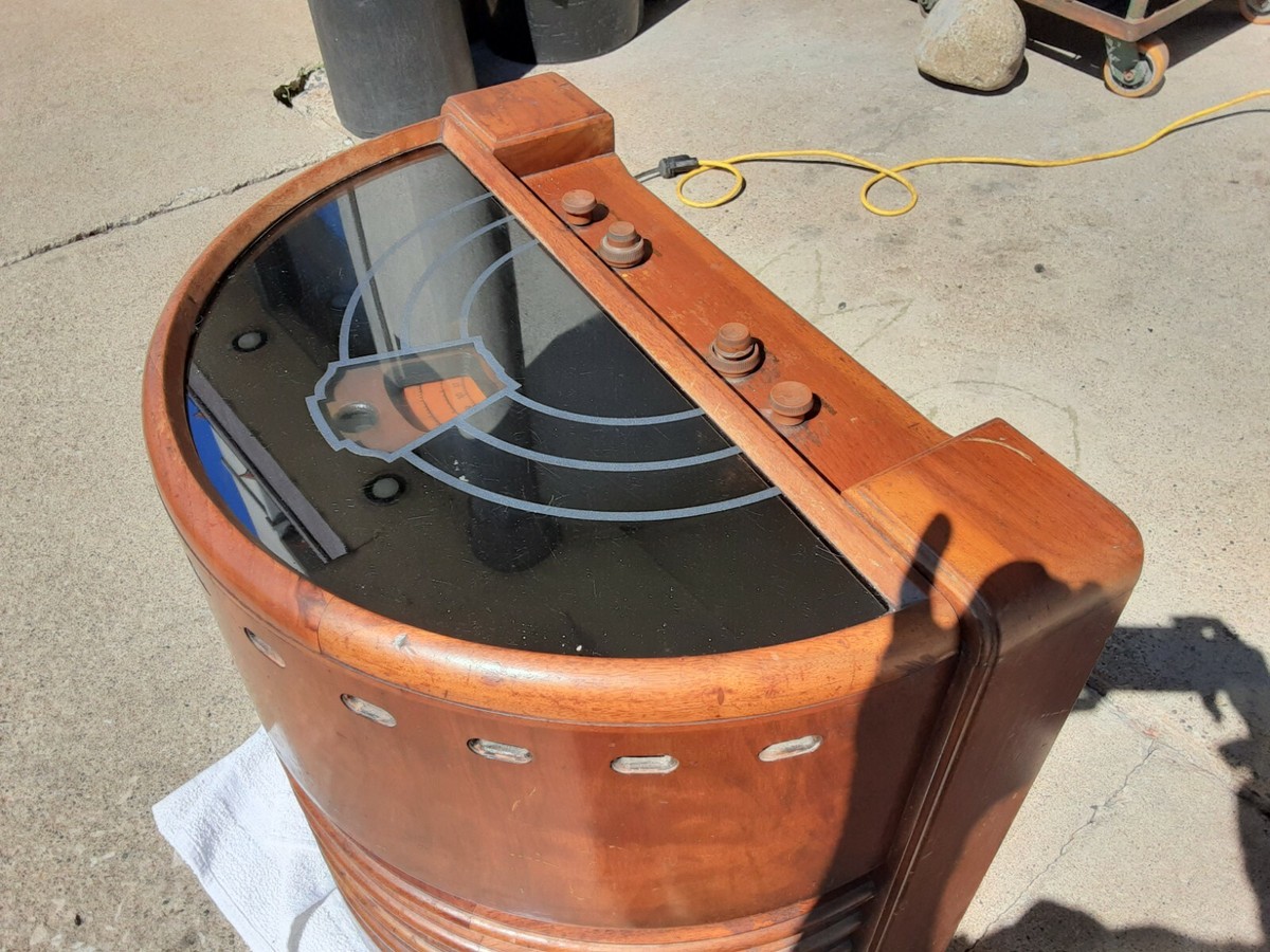 Stromberg-Carlson 231-R Chairside Art Deco Tube Radio 1937 Stromberg-Carlson 231-R Chairside Art Deco Tube Radio 1937