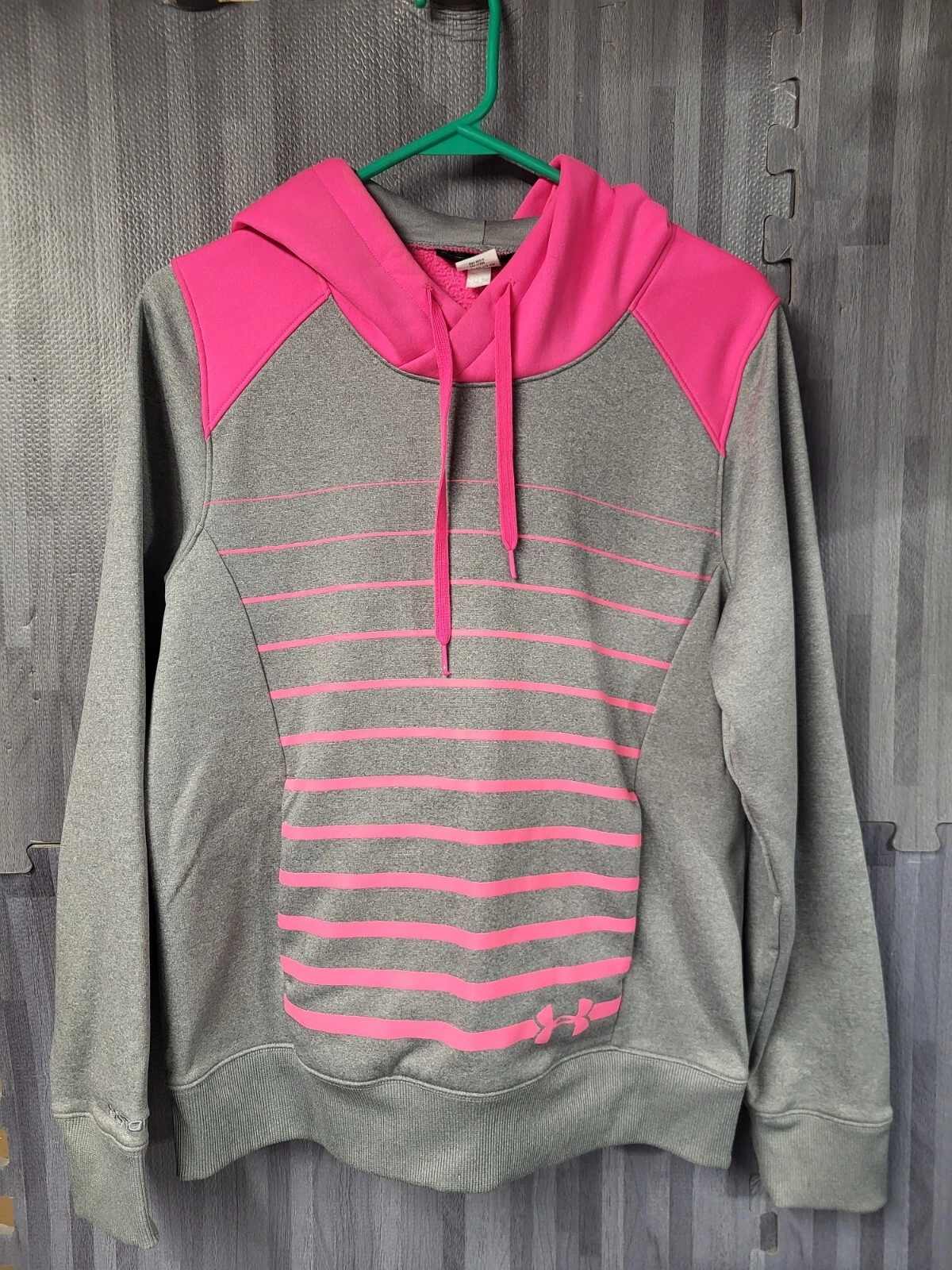 ⭐⭐⭐⭐⭐ Under Armour Storm Women's M Gray Neon Pink Pull Over Hoodie Semi-Fitted