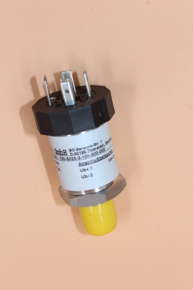 BD DMP343 Pressure Transmitter -25...+25mbar 0...10V - Image 3 of 4