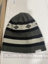 Columbia Beanie Hat Kids Knit Snow Ski Snowboard Cap Black Gray Reversible E319