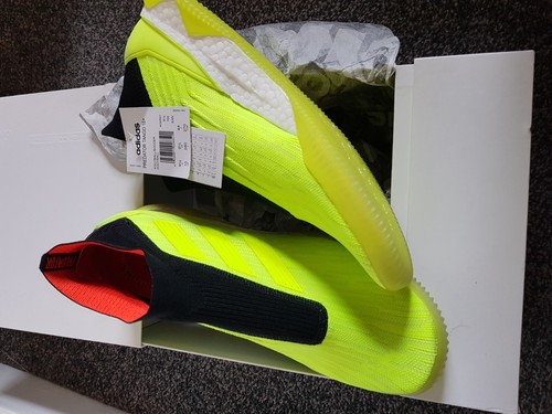 Adidas Predator Tango 18 + TR Solar Yellow Laceless Football boots AQ0601 DS - Picture 9 of 11