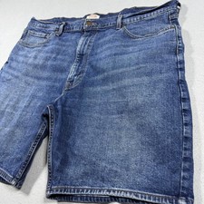 Signature by Levi Strauss Mens Straight Fit Blue Denim Jean Shorts 42