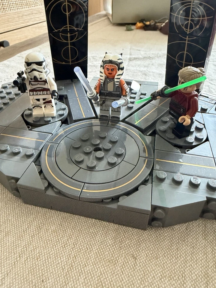 LEGO Star Wars Ahsoka Tano's Duel On Peridea - Image 2 of 3