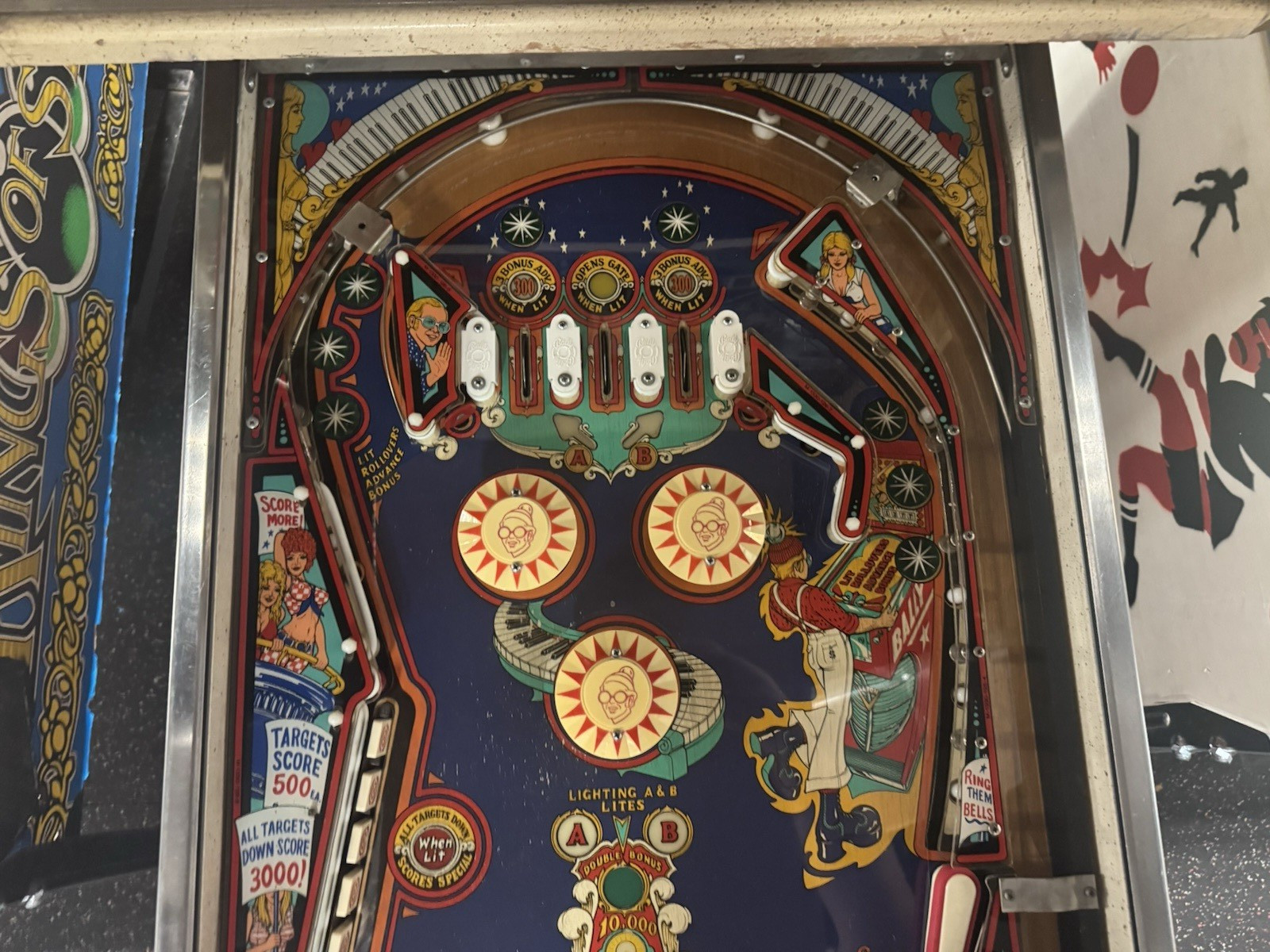 1976 CAPTAIN FANTASTIC AND THE BROWN DIRT COWBOY PINBALL MACHINE FULLY REFURBISH