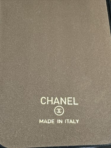 iPhone 15 Pro Max CHANEL MADE IN ITALY Handyhülle, Top Zustand - Bild 3 von 5