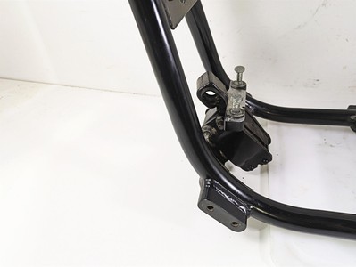 S 618 03 Harley-Davidson Dyna Main Frame Chassis SLVG Str8 32