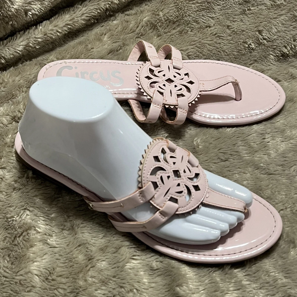 Sam edelman hotsell circus flat sandals
