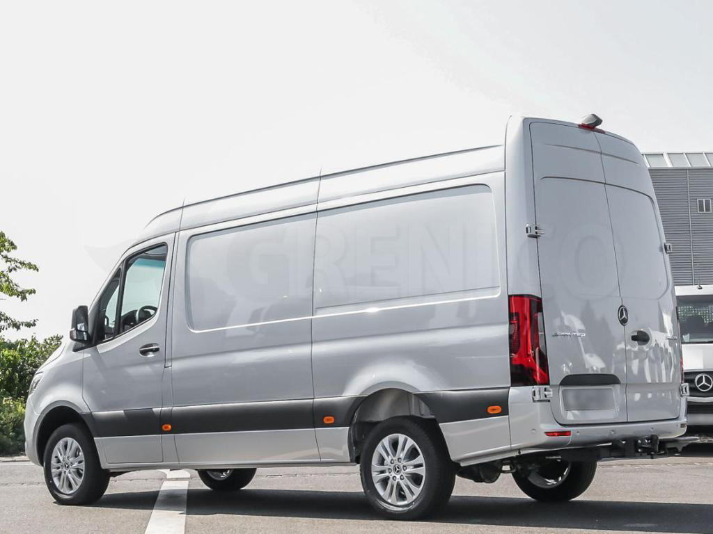 Heko 23606 Wind Deflector for Mercedes Sprinter W907 2D 2018R (2 Piece