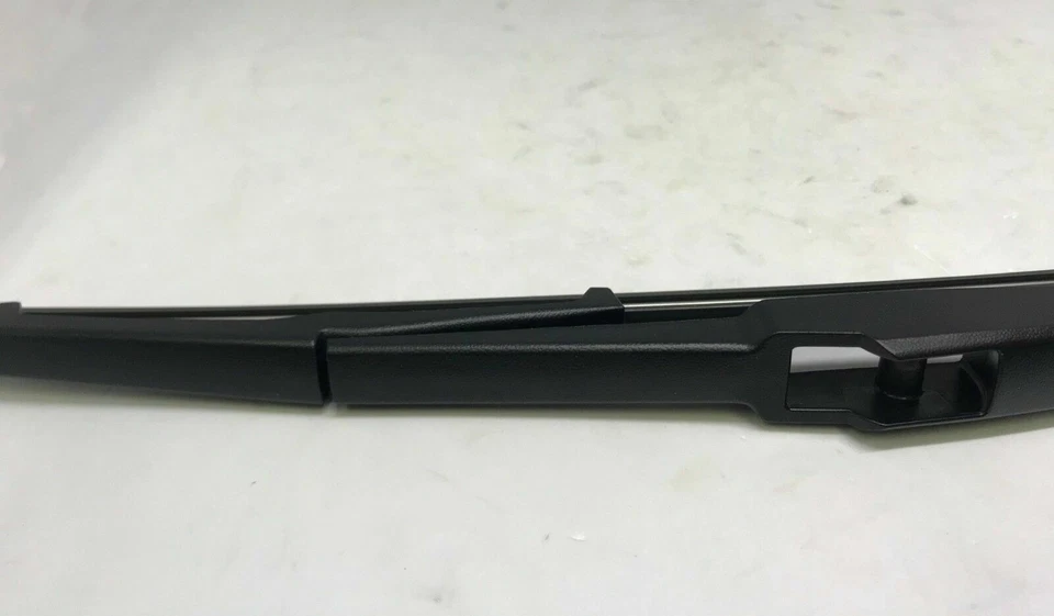 Escova de limpador traseira genuína 12 polegadas para 2007 2012 Hyundai Santa Fe - Imagem 3 de 4