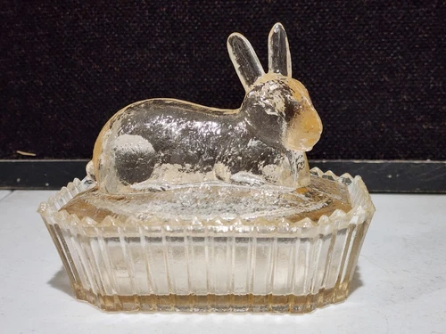 Vintage Square Pink Bunny Rabbit on a Nest Covered Glass Dish Box
